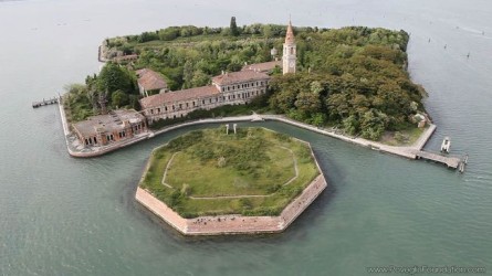L'isola di Poveglia e le storie di fantasmi