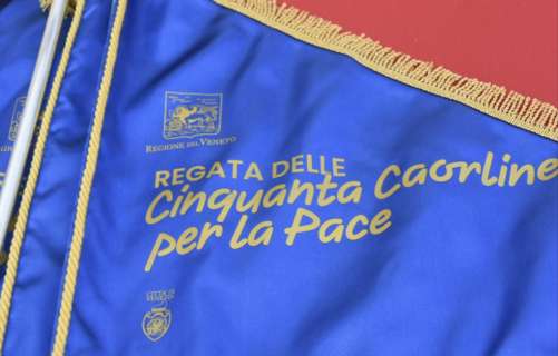 La Regata di 50 Caorline per la Pace
