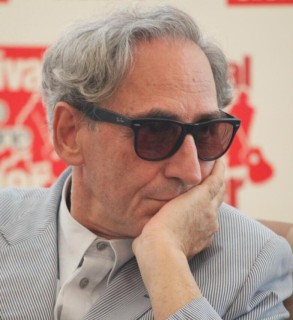 La Biennale rende omaggio a Battiato