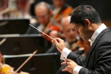 Alla Fenice viaggio sinfonico con Smetana, KodÔly, Sibelius
